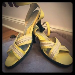 Fluevog vintage Laurelei sandals 9.5 in yellow